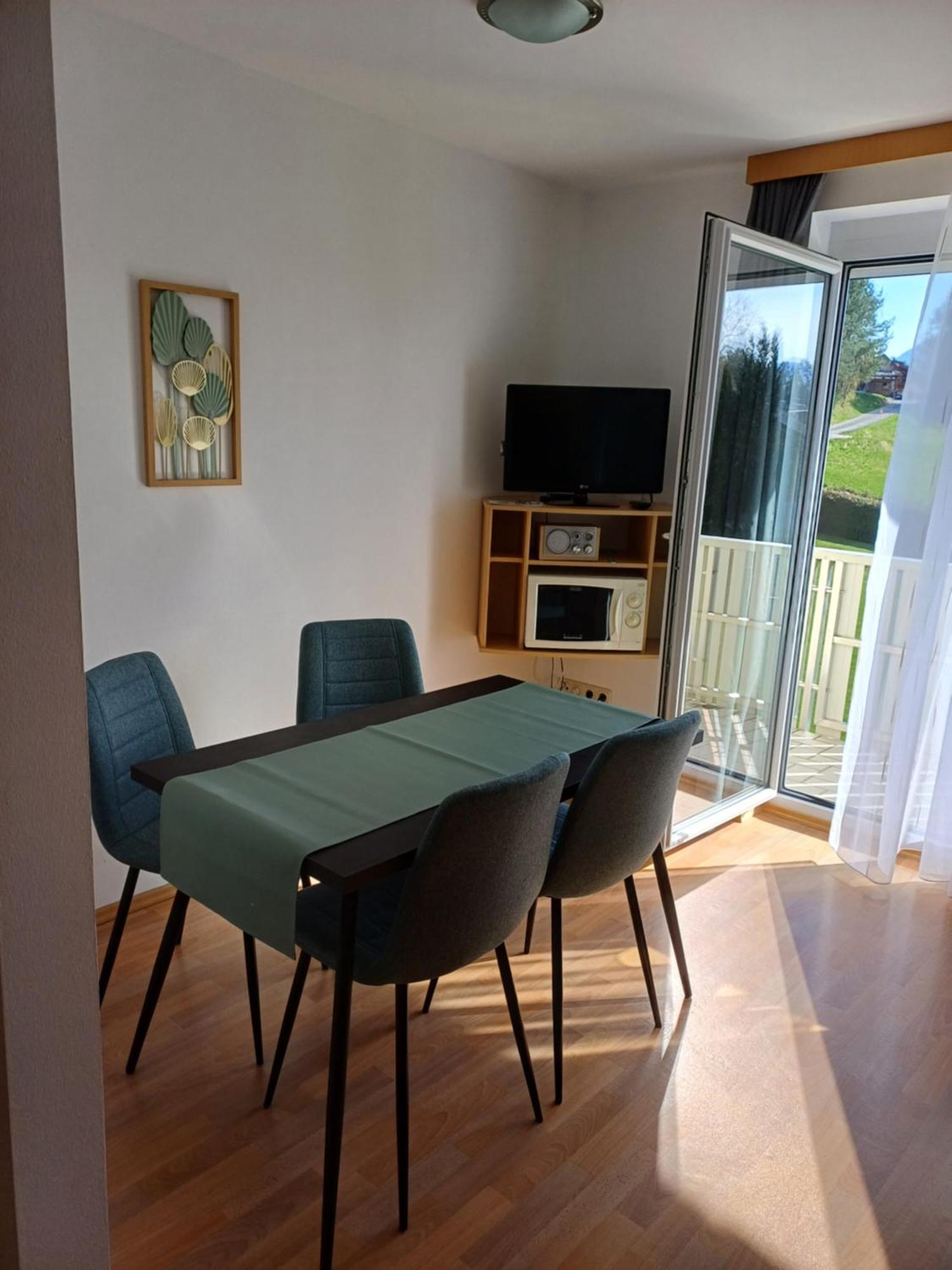 Ferienwohnungen Valerie Sankt Primus Exterior foto
